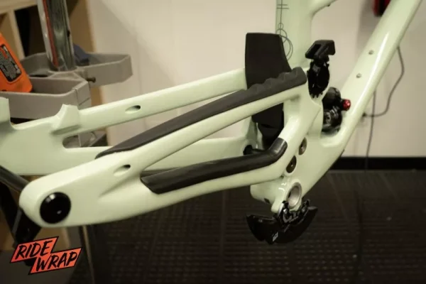 Chainstay Protector Black - Ride Wrap