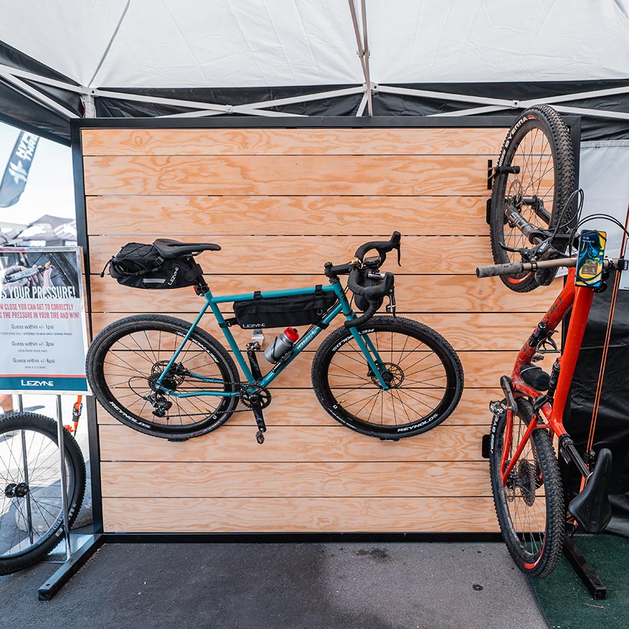 Crochets à vélo Pedal Hook - Lezyne