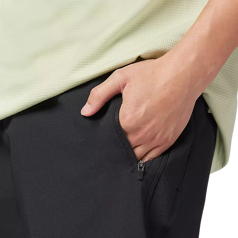 Shorts Defend - Fox